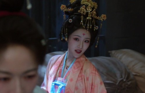 张凯丽女儿，靠反派升咖不丢人