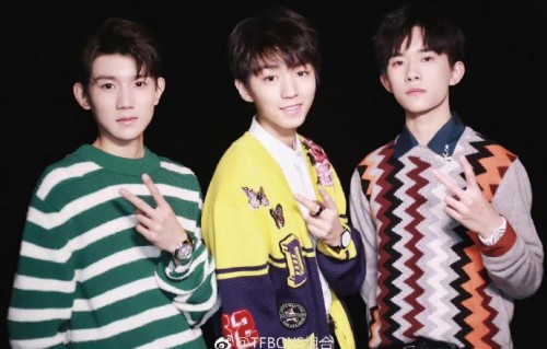 TFBOYS三人蛋糕表情差异是提前商量好的吗？