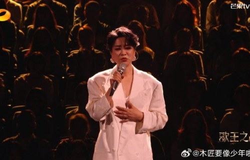 《歌手2026》开场曲为何选《我歌唱的理由有很多》？