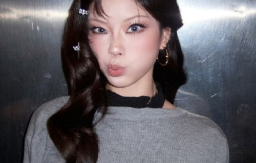 万妮达总决赛演唱《再见》后获得了怎样的排名和评价？