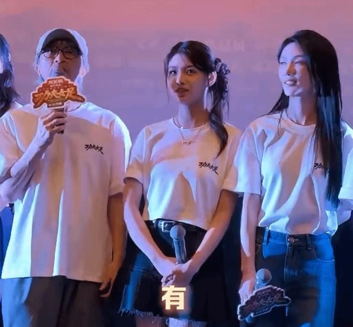 打开网易新闻 查看精彩图片