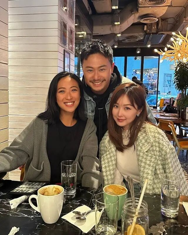 潘晓彤跟杨潮凯和乐瞳相约食饭聚会。